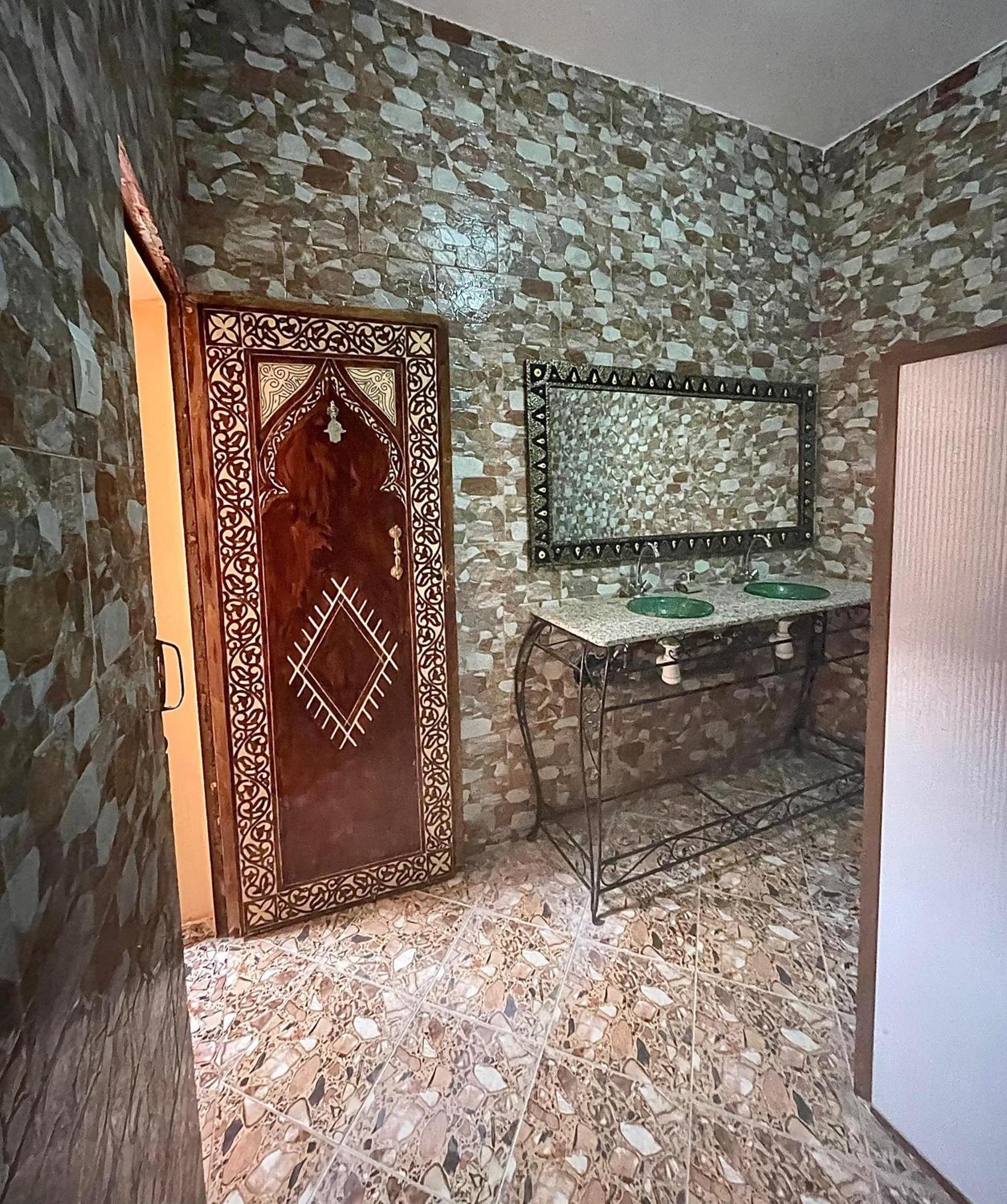 فندق Dar Ilyana Ait Tiourhza المظهر الخارجي الصورة