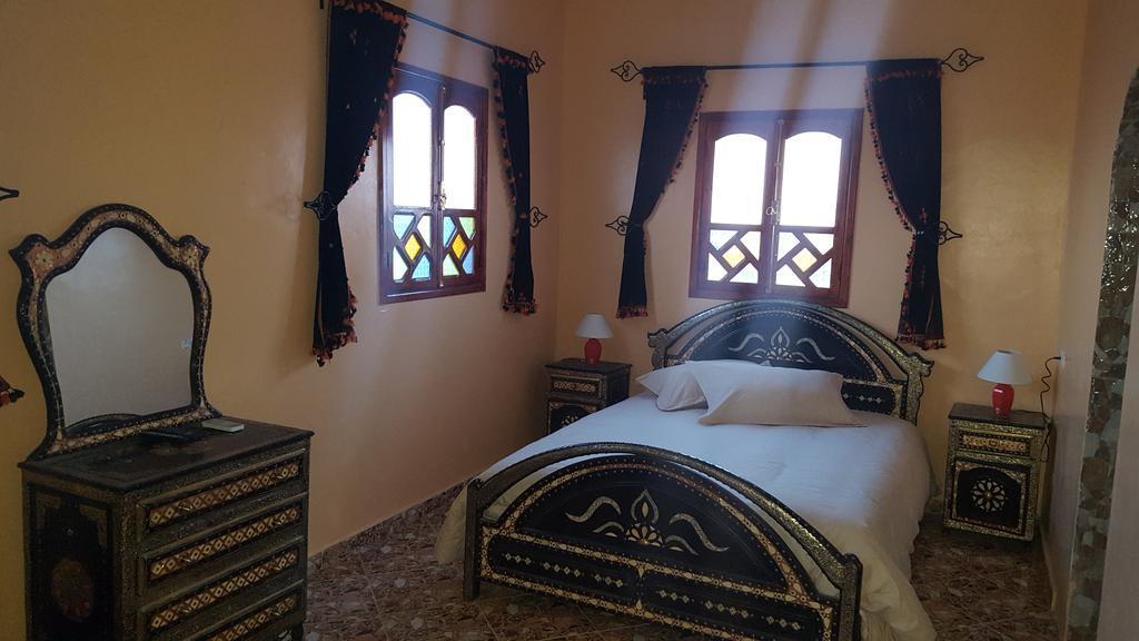 فندق Dar Ilyana Ait Tiourhza المظهر الخارجي الصورة