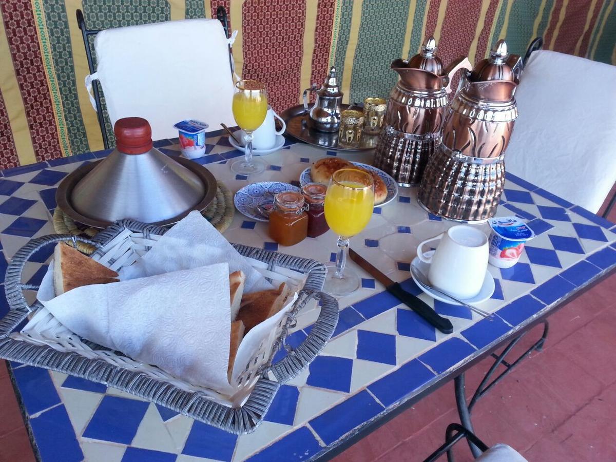 فندق Dar Ilyana Ait Tiourhza المظهر الخارجي الصورة